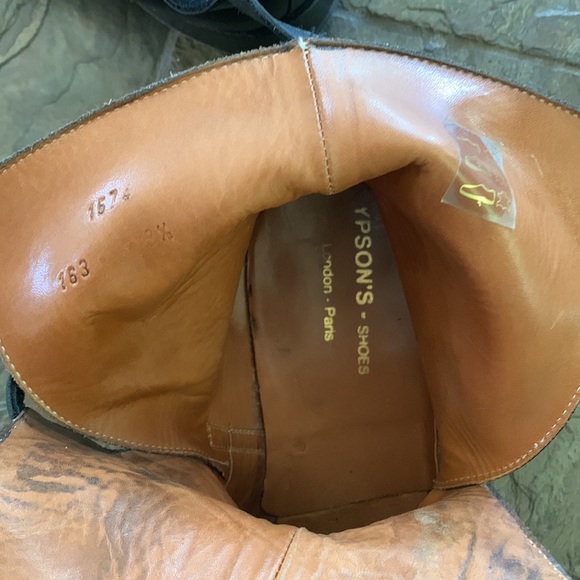 Black boots - Picture 5 of 15